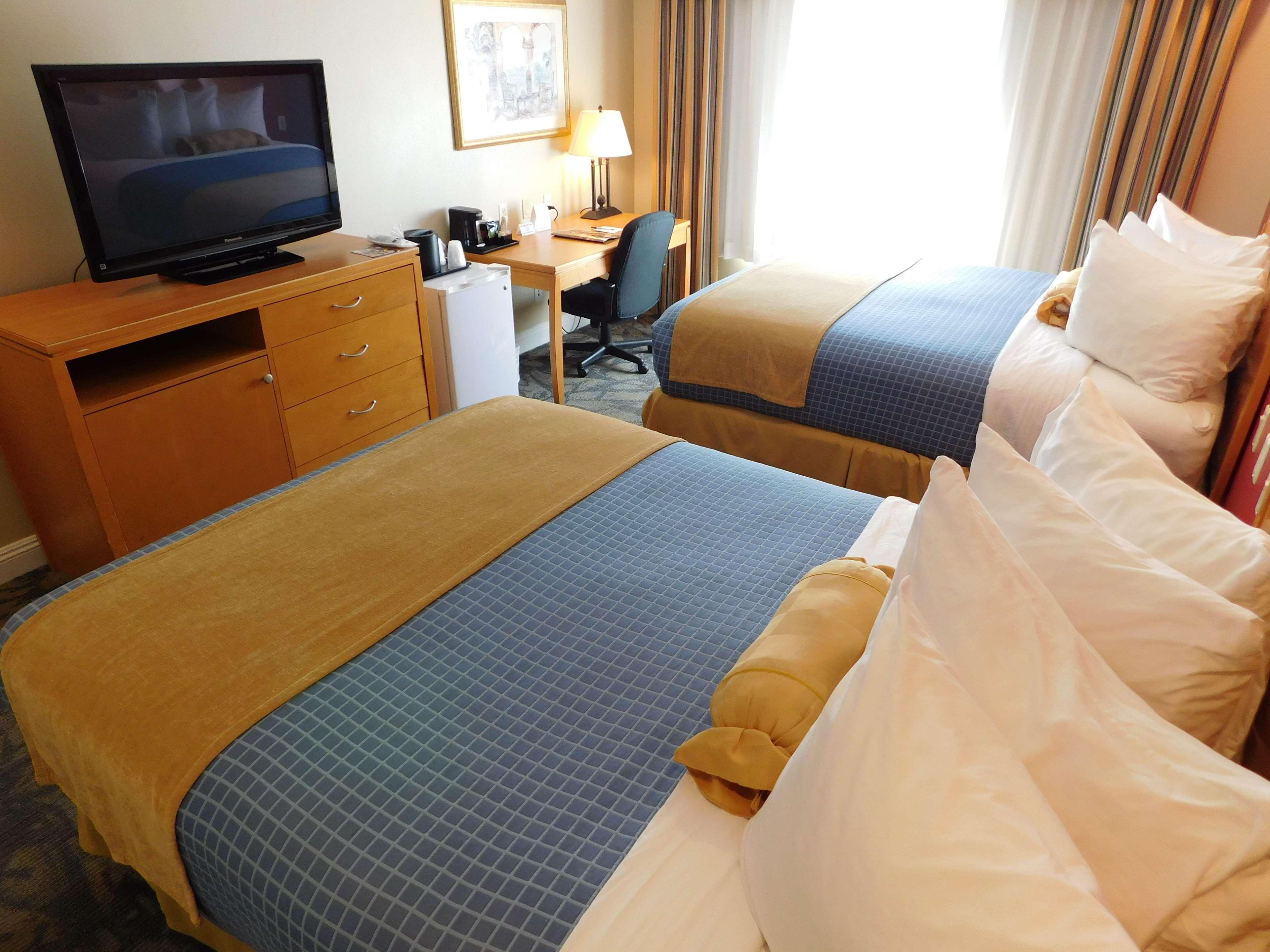 Best Western Plus - Anaheim Orange County Hotel Placentia Bagian luar foto